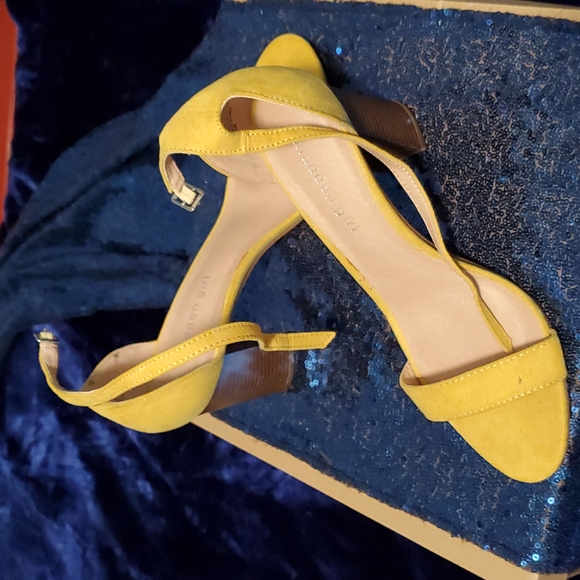 Yellow Madden Girl Heels - Picture 2 of 2